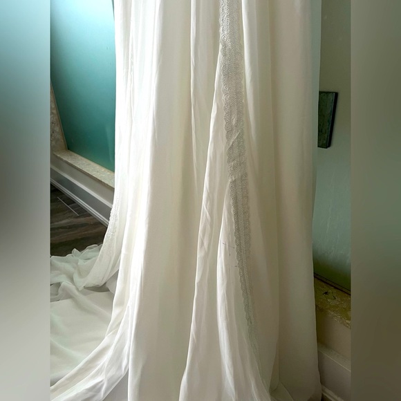 Soft A-Line Open Back White Dress or Wedding Dress (never worn, unaltered) - Picture 9 of 10